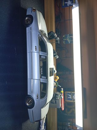 Limusina Lincoln Town Car 1/18 Sun Star