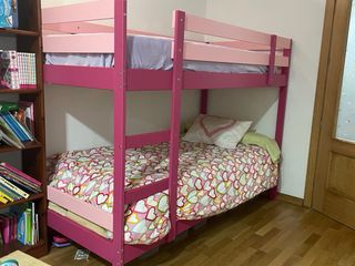 Litera Ikea Rosa y Frambuesa