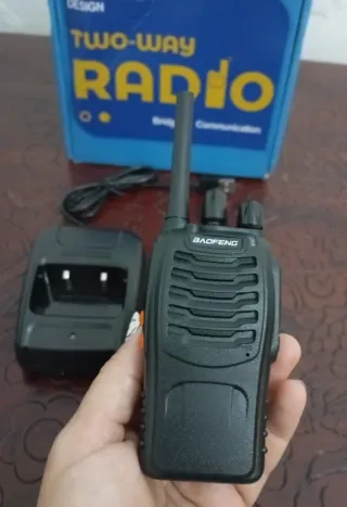 RADIO WALKIE TALKIE NEGRA