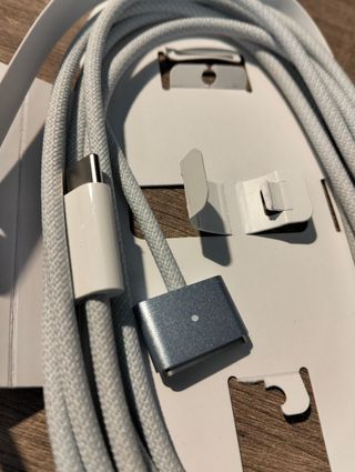 Apple Cable USB-C a MagSafe 3 (2m) Plata