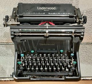 Máquina escribir Underwood funciona perfectamente.