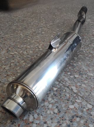 Suzuki GSX 750 F Negra