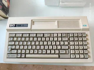 Ordenador SVI 728 Spectravideo