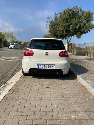 Volkswagen Golf 2005