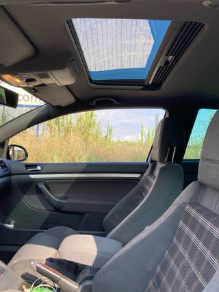 Volkswagen Golf 2005