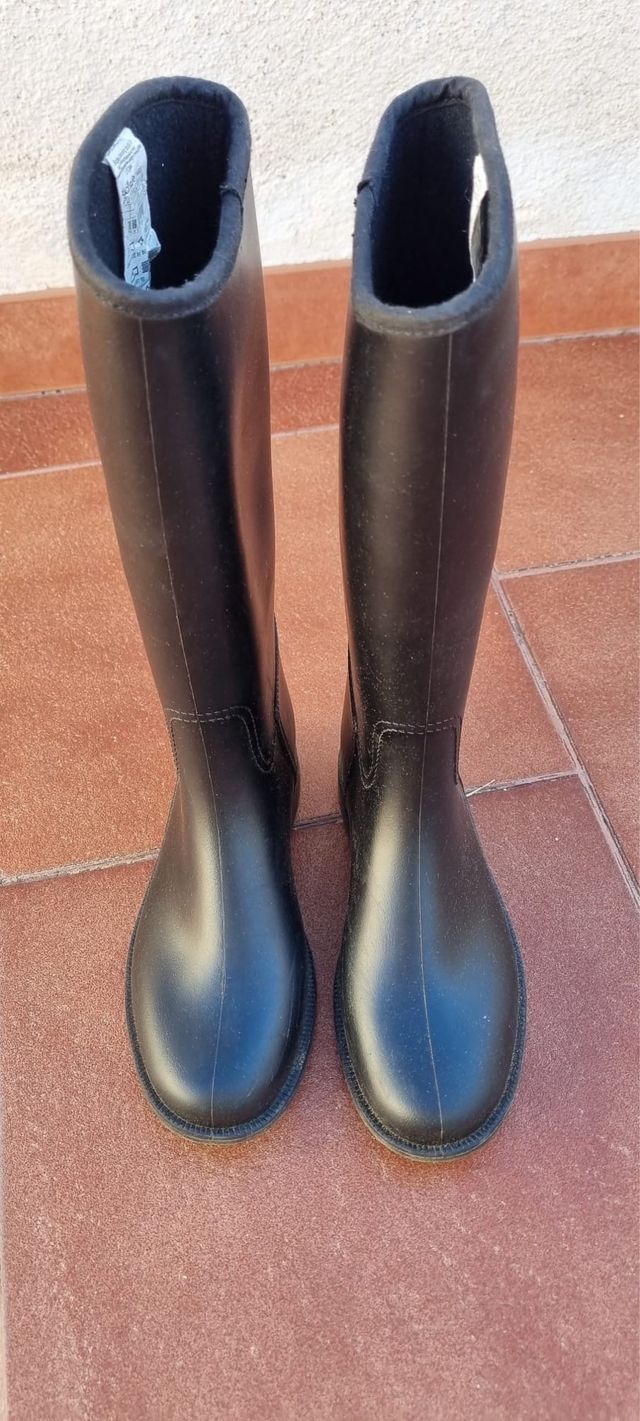 Botas de agua o equitación negras