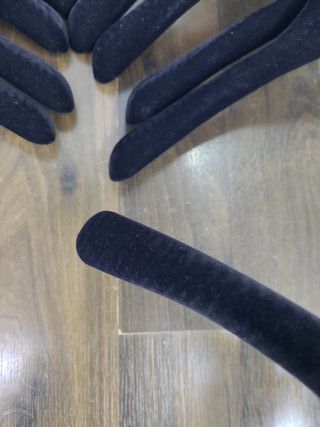 Lote 10 perchas terciopelo negro