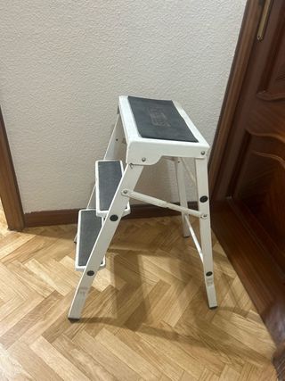 Escalera 3 peldaños blanca