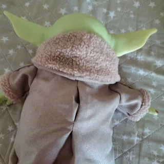 Bebé Yoda Peluche