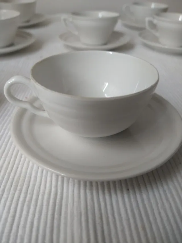 Juego de 7 tazas de café antiguas