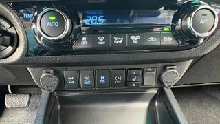 Toyota Hilux 2.4 D4D Cabina Doble VXL AT