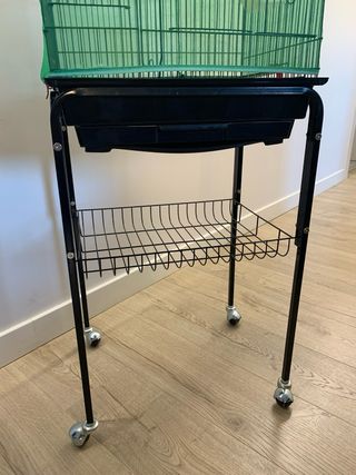 Jaula para pájaros completa.