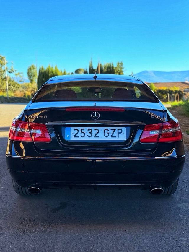 Mercedes-Benz E coupe 2011