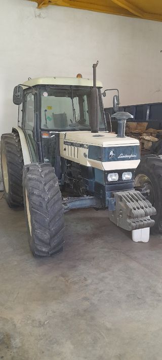 Tractor en perfecto estado