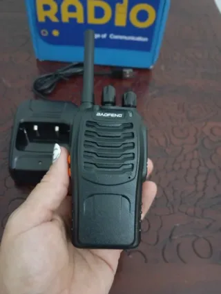 3 RADIOS WALKIE TALKIE NEGRA