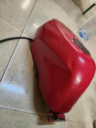 Depósito Yamaha TZR 2000