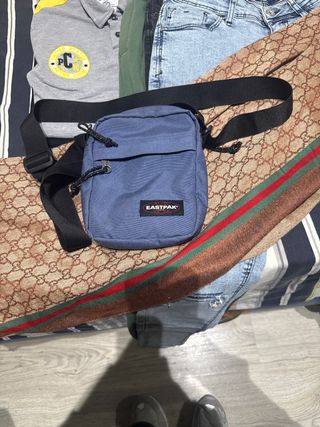 Riñonera Eastpak azul