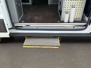 FORD TRANSIT 350M 2.0TD 130PK 96KW M6 TREND 4D