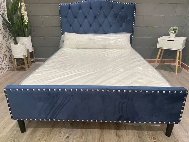 CAMA MATRIMONIAL CON SOMIER + COLCHON Y CABECERO