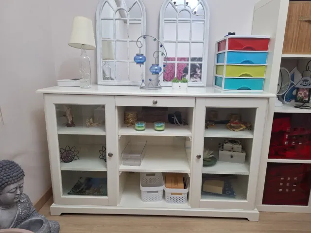 Aparador blanco de madera