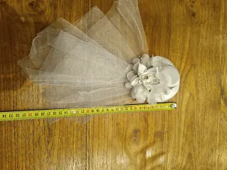 Tocado novia con velo y flores