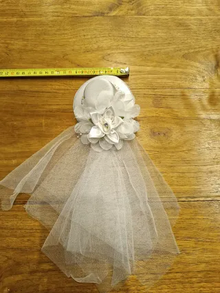 Tocado novia con velo y flores