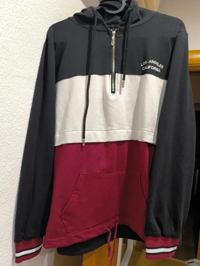 Sudadera con cremallera