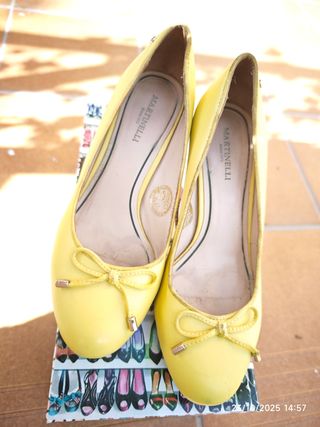 Zapatos tacon amarillos Martinelli
