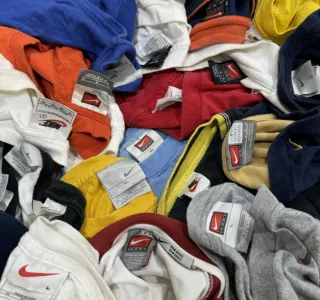 Ropa Vintage de Marca Premium al Mayor 5€/Kg