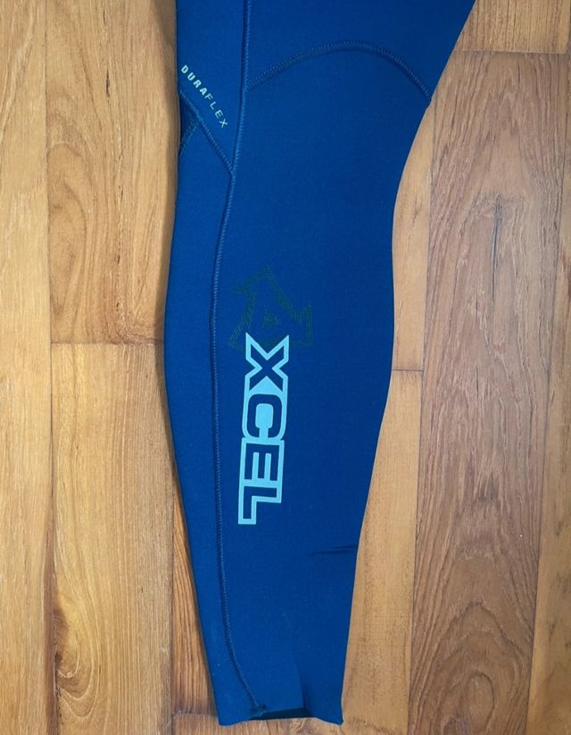 Traje de neopreno Xcel 4/3