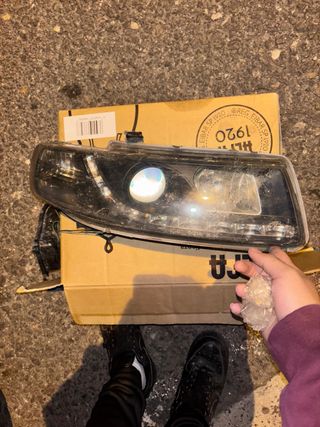 Faros LED y Xenon Seat Leon MK1