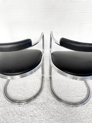 SILLAS CANTILEVER DOBRE ESTRUCTURA TUBULAR. 70s