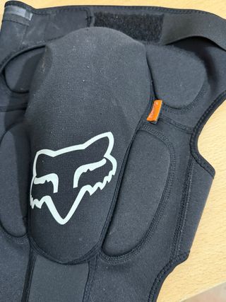 Rodilleras espinilleras Fox Talla L