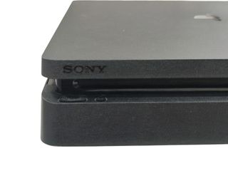 CONSOLA SONY PS4 SLIM 1TB + CABLES
