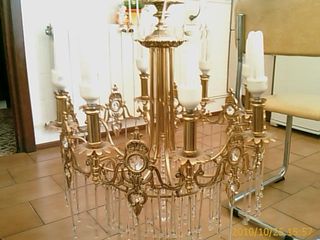 Lámpara clásica de lágrimas dorada