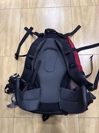 Mochila Alpina Artic 40 Negra/Roja