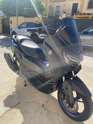 Yamaha NMAX 125 Negra