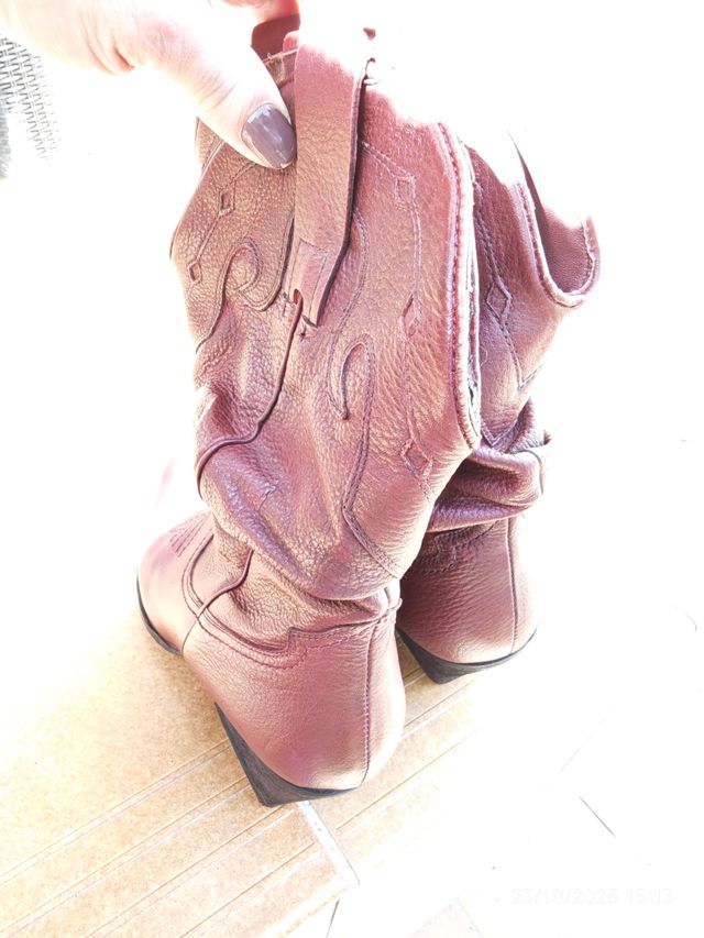 Botas de cuero burdeos Slowlove
