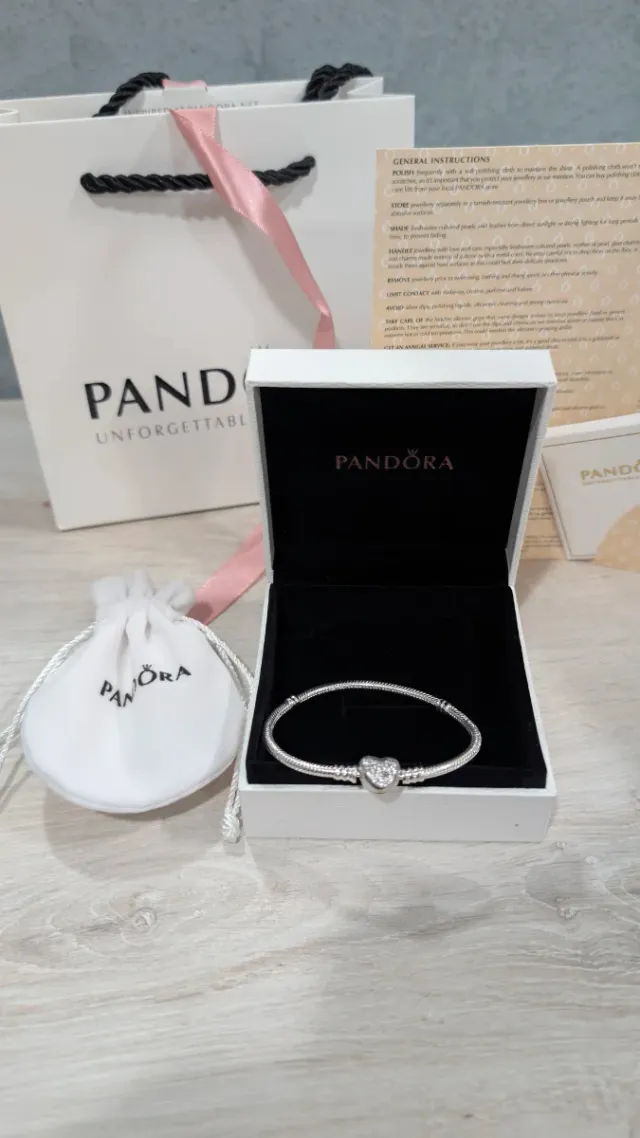 Bracciale Pandora Cuore Pavé Argento lunghezza 18 