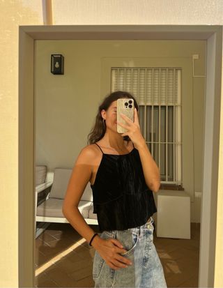 Top Zara volantes terciopelo