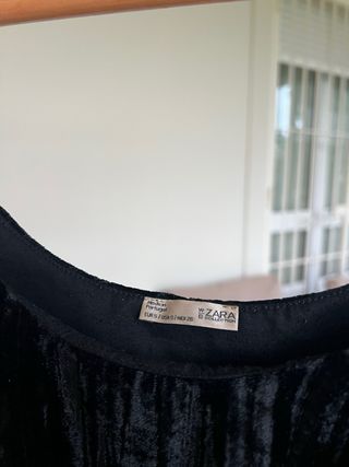 Top Zara volantes terciopelo