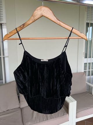 Top Zara volantes terciopelo