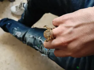 Anillo Oro Laminado Toro circonitas talla 10 