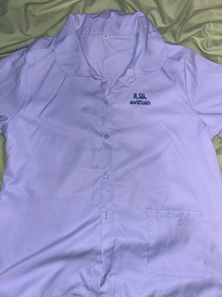 Camisas de varios estilos ( japonesa, tailandesa)