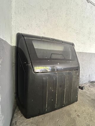 Capota de coche negra