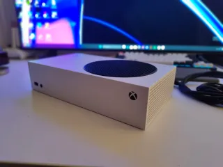 Xbox One S 500GB White (CONTROLLER NON INCLUSO)