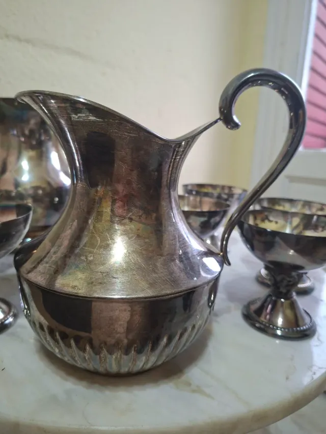 Jarra y copas de plata ALERIUM PLAQUE DE PLATA