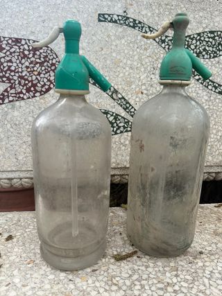 2 Sifones antiguos de vidrio