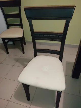 Juego de 4 Sillas Comedor Madera y Tela