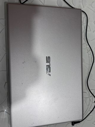 Asus Vivobook Argento